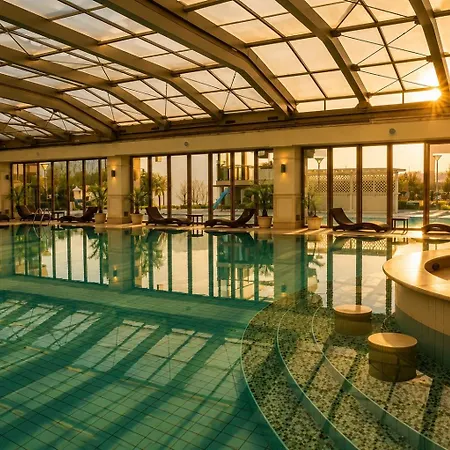 Апартаменти Boutique 1br | Long Sea View Next To The